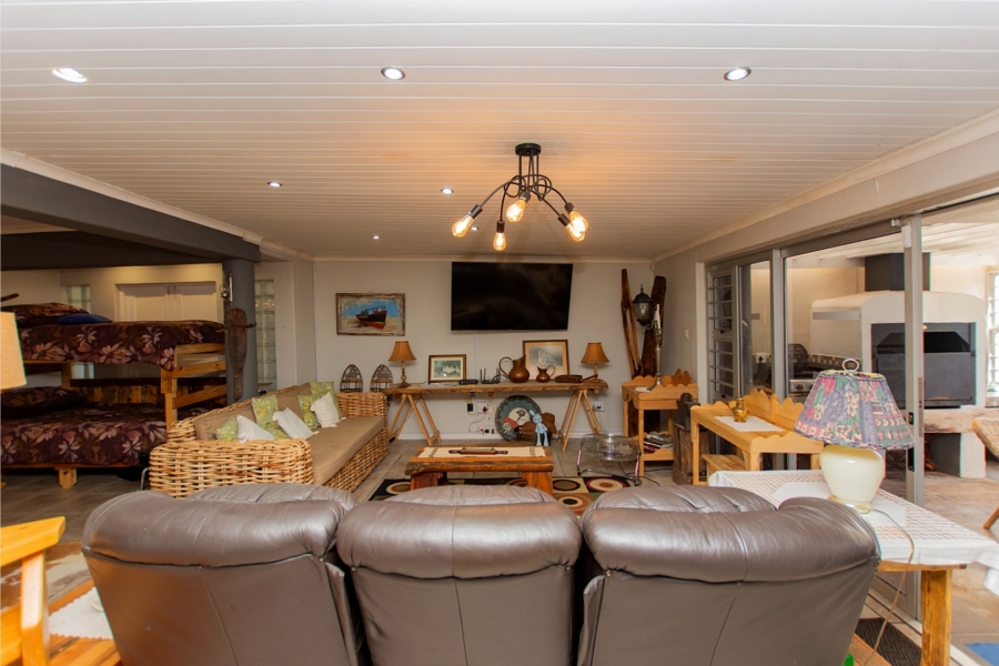 4 Bedroom Property for Sale in Port Owen Western Cape